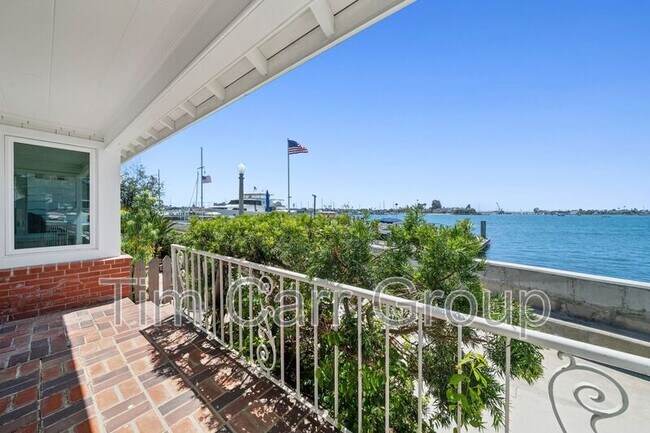 Photo - 112 S. Bayfront
