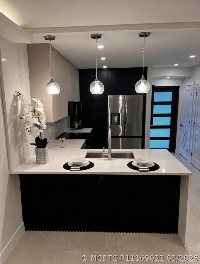 2244 Spanish Trail Unit 3
