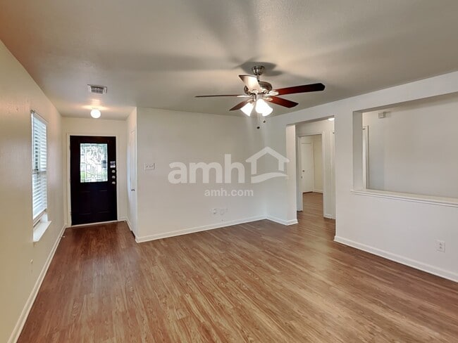 Photo - 9510 Juniper Place Ct