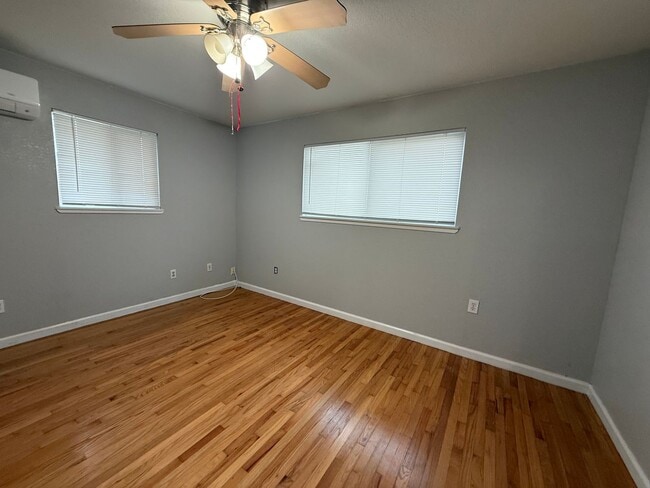 Photo - 1608 Rockrose Rd