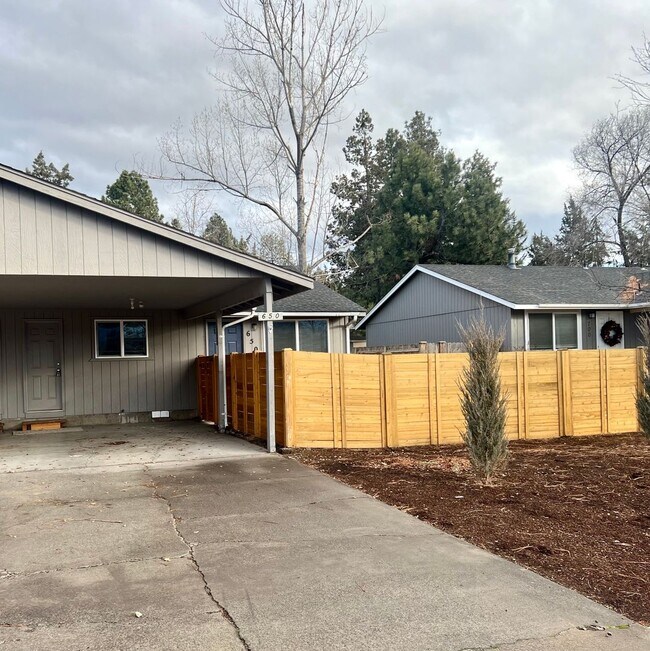 Charming 2bedroom, 1bathroom in Prime Lo... Rental House Rental in