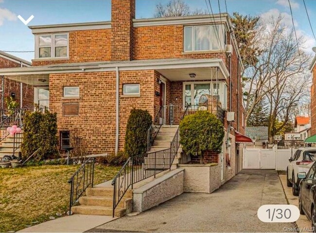 Building Photo - 67 Shonnard Pl Unit 1 Rental