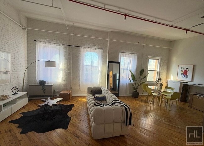 Photo - LINCOLN AVENUE Unit 120