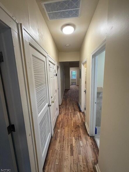 Photo - 151-151 Scheerer Ave Unidad 2