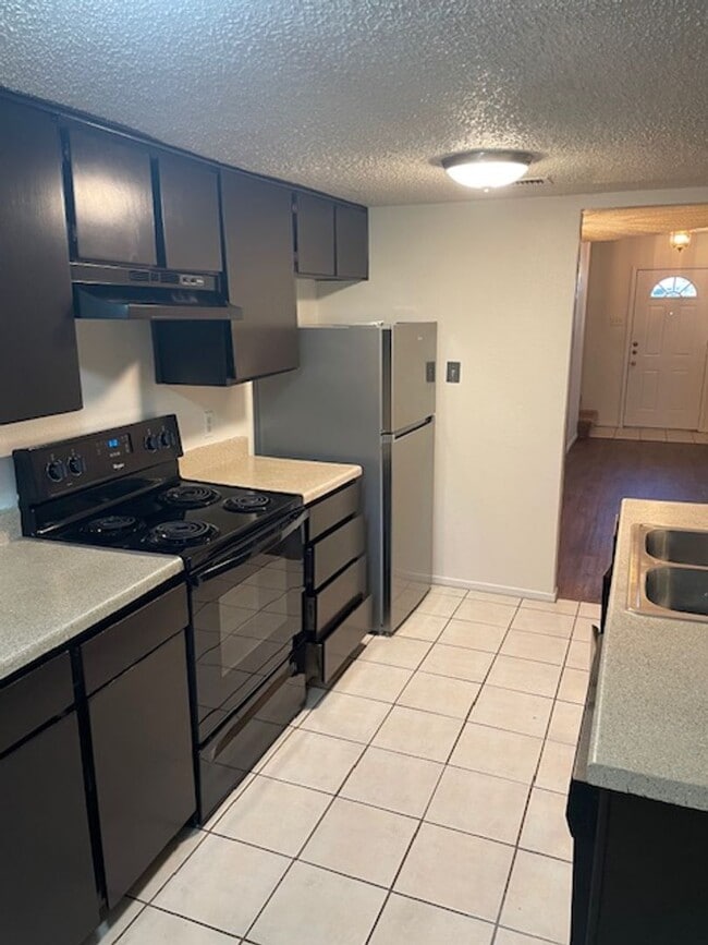 Photo - 708 Cooper N Ct