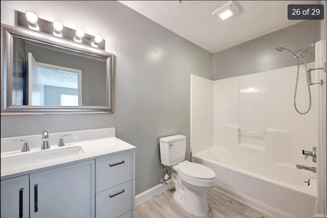 Photo - 3230 E John Hinkle Pl Unit J