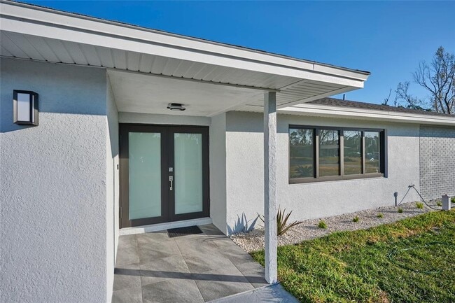 Photo - 2310 Laguna Dr