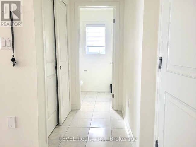 Photo - 171 Bur Oak Dr