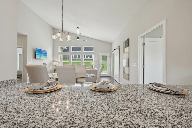 Photo - Redbud Commons