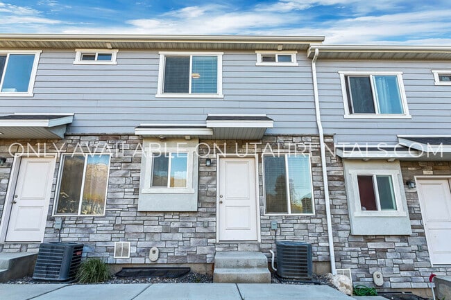 Photo - 78 N 300 W St