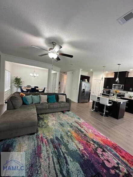 Photo - 673 Fairview Cir