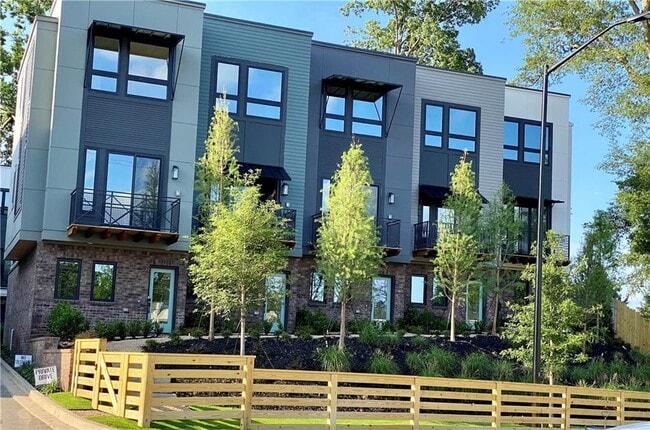 Photo - 2199 Lenox Rd NE