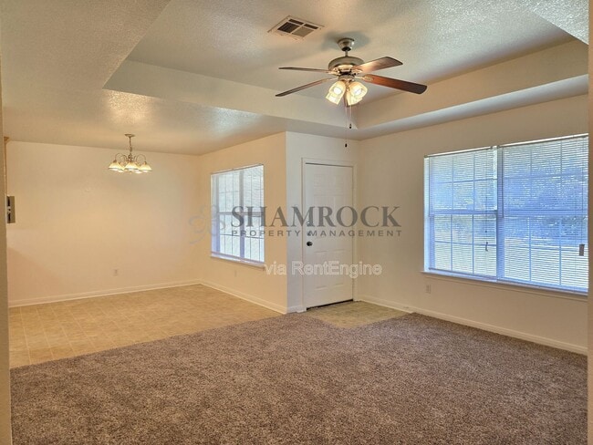 Photo - 108 Crescent St