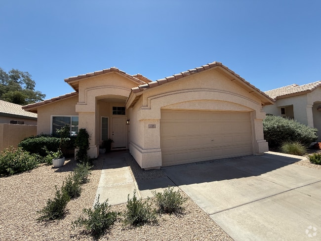 Building Photo - 219 W Helena Dr Rental