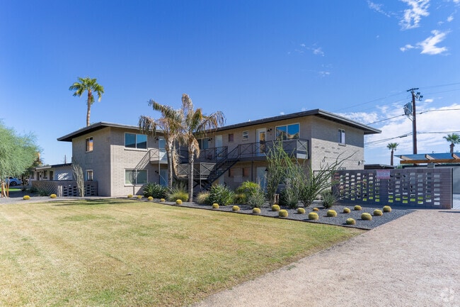 Tuscany Apartments