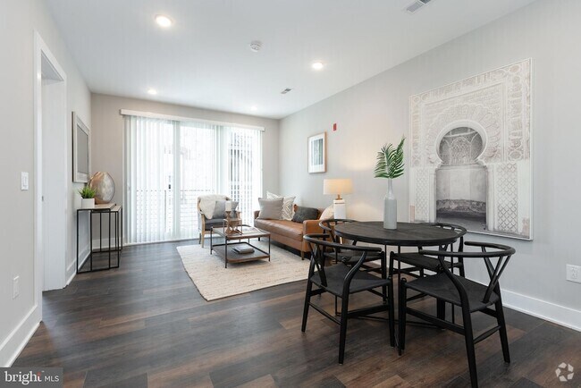 Building Photo - 45 W Haines St Unit 407 Rental