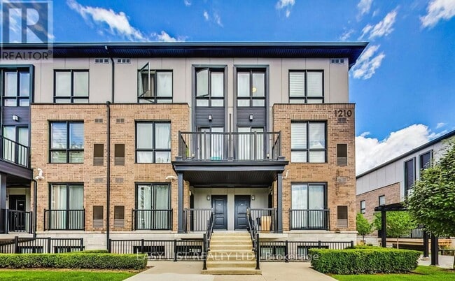 Photo - 1210 Milton St
