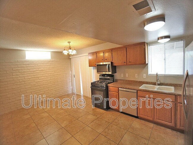 Photo - 3702 E Altadena Ave
