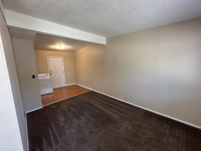 Photo - 3421 W Good St