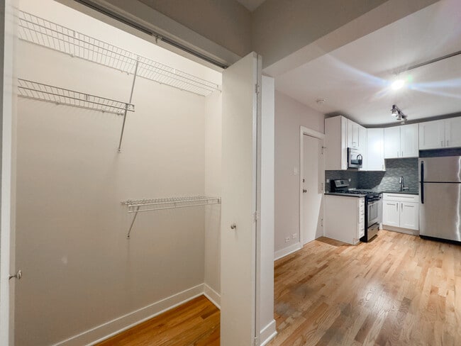 Photo - 2410 N Kedzie Blvd Unit J01W