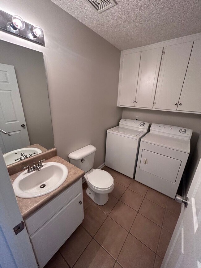 Photo - 164 N Spring View Dr Unit 1