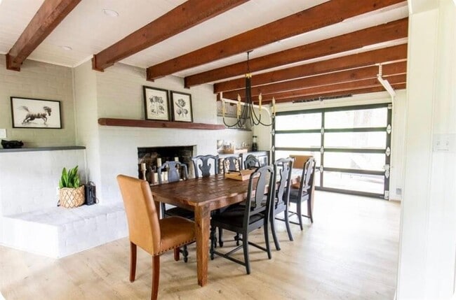 Photo - 728 S McCollum Dr