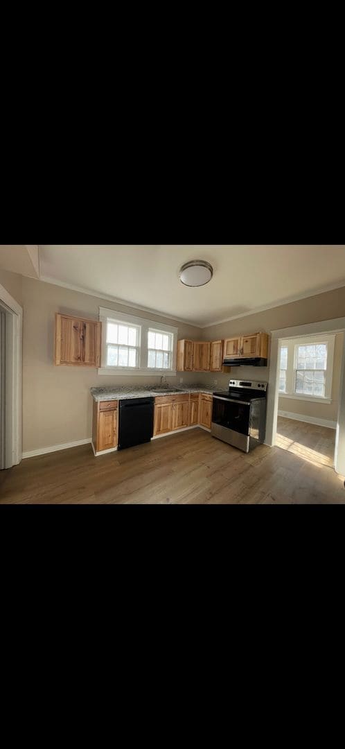 Photo - NEW LISITING