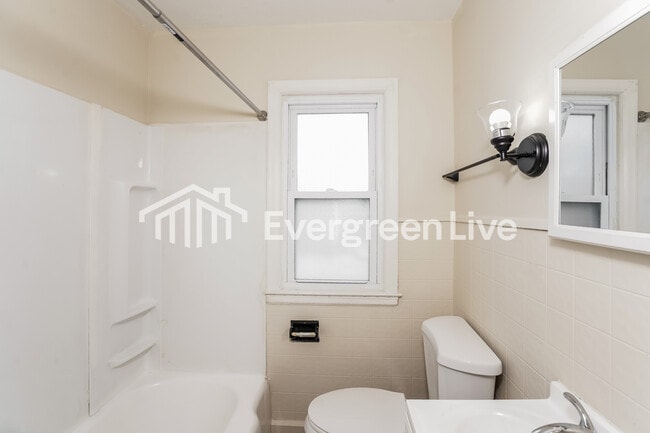 Photo - 4626 N 42nd St