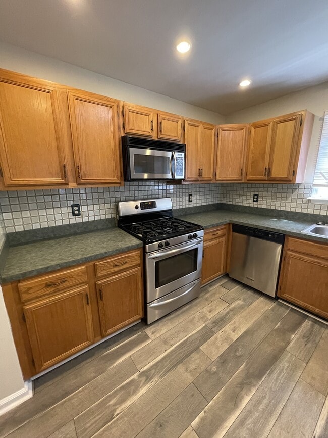 Photo - 1412 E Upland Dr