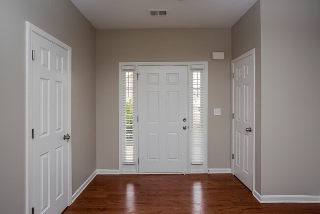 Photo - 137 Centerra Springs Dr