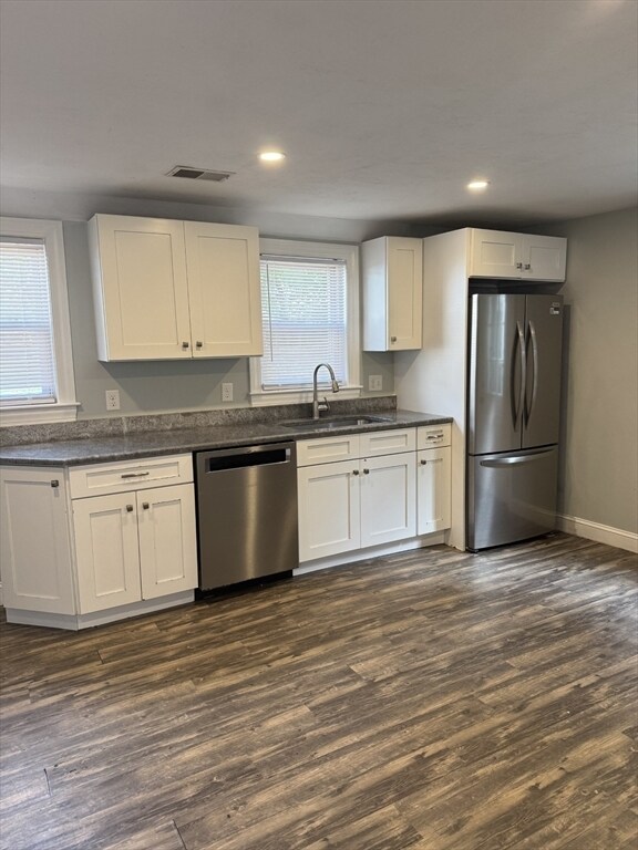 Photo - 305 Commercial St