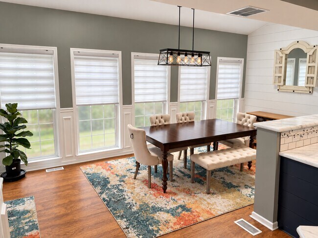 6 Gallant Fox Lane