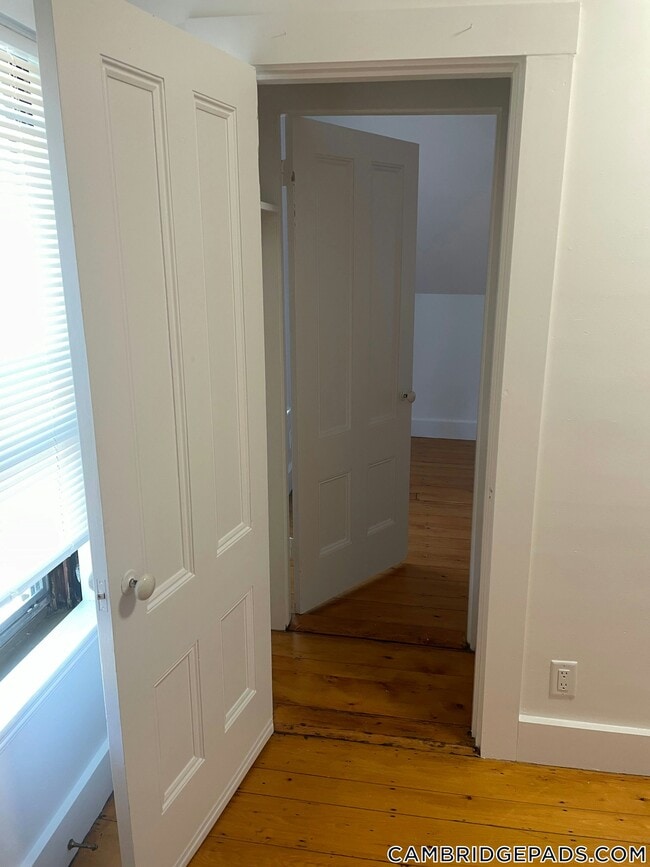 Photo - 32 Healey St