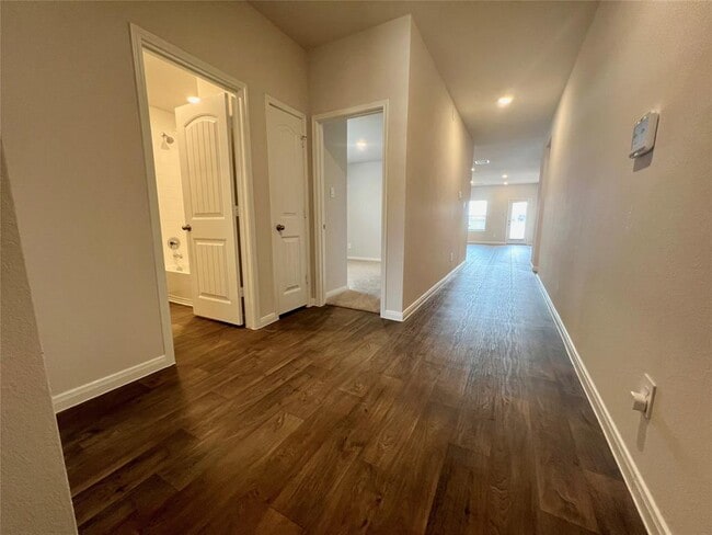 Photo - 211 Addison Pl
