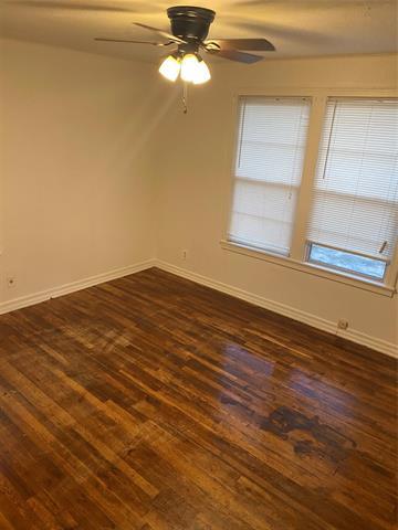 Photo - 2532 Woodford St