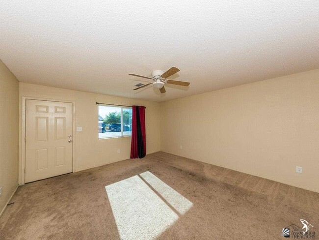 Photo - 3825 S Isabel Dr