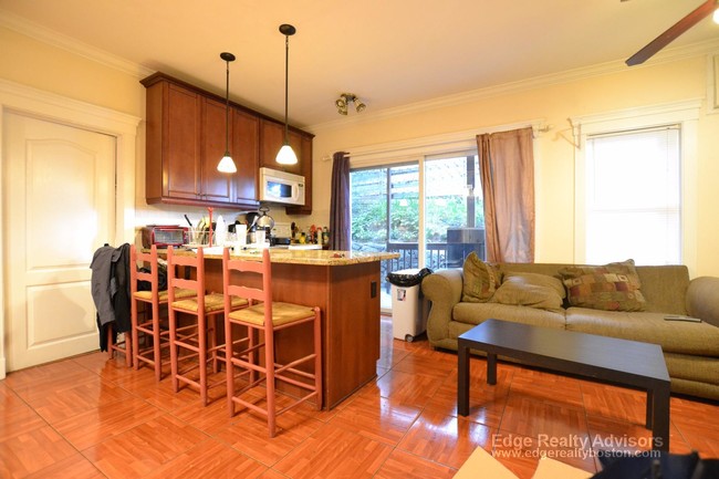 Building Photo - 7 Delaware Pl Rental