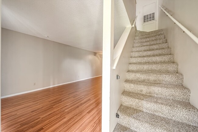 Photo - 2501 Gulf Fwy Unit 256D