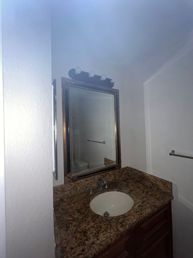 Photo - 3016 Parkway Blvd