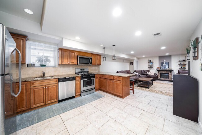 Photo - 78 1/2 Madison St Condo Unit # #1