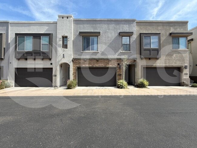 Building Photo - 7330 E Vista Bonita Dr Rental