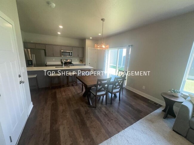 Photo - 17110 Blue Sage Ln