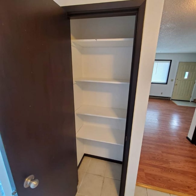 Photo - 1224 E 3rd St