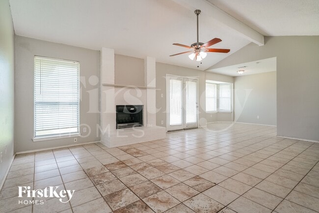 Photo - 5304 Tamarack Ct