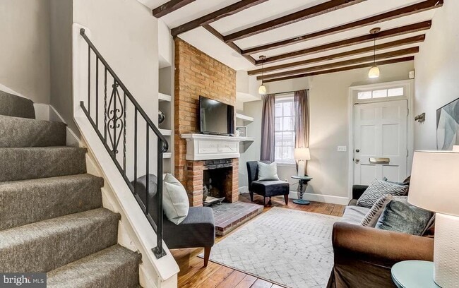 Photo - 825 S Charles St