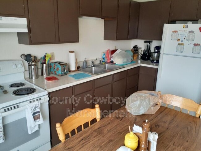 Photo - 527 Spring Creek Dr Unidad Apt. C