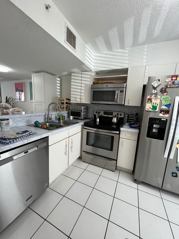 Photo - 2300 N Commerce Pkwy