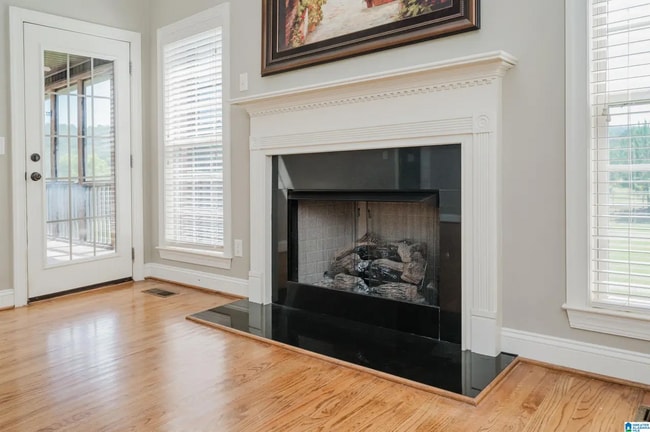 Photo - 545 Legacy Dr