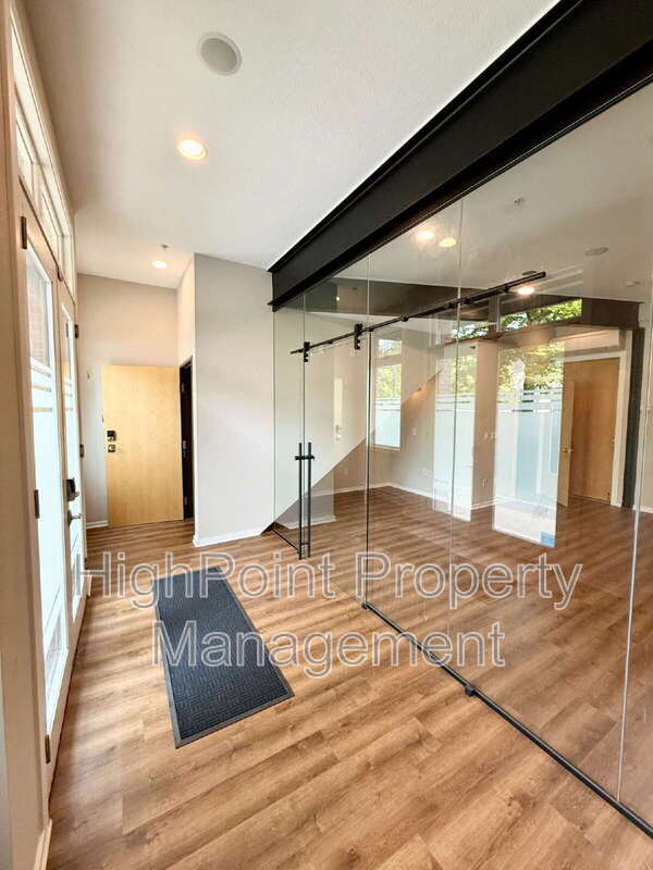Photo - 11858 Bradburn Blvd