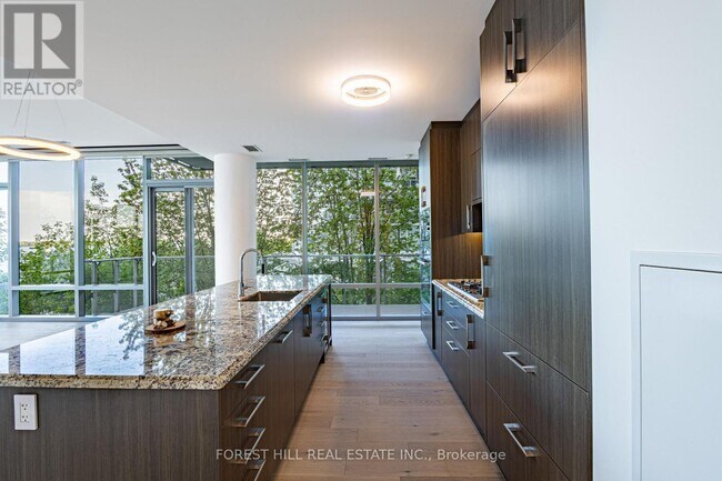 Photo - 39 Queens Quay E Unit 313